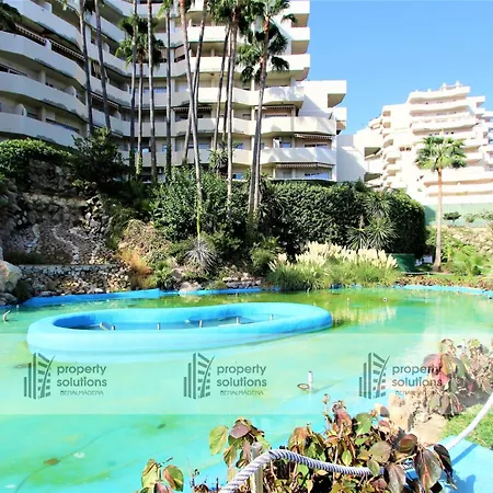 Benalbeach 1010 - Vista Al Mar - Piscina Todo El Ano - Primera Linea De Playa Apartment *